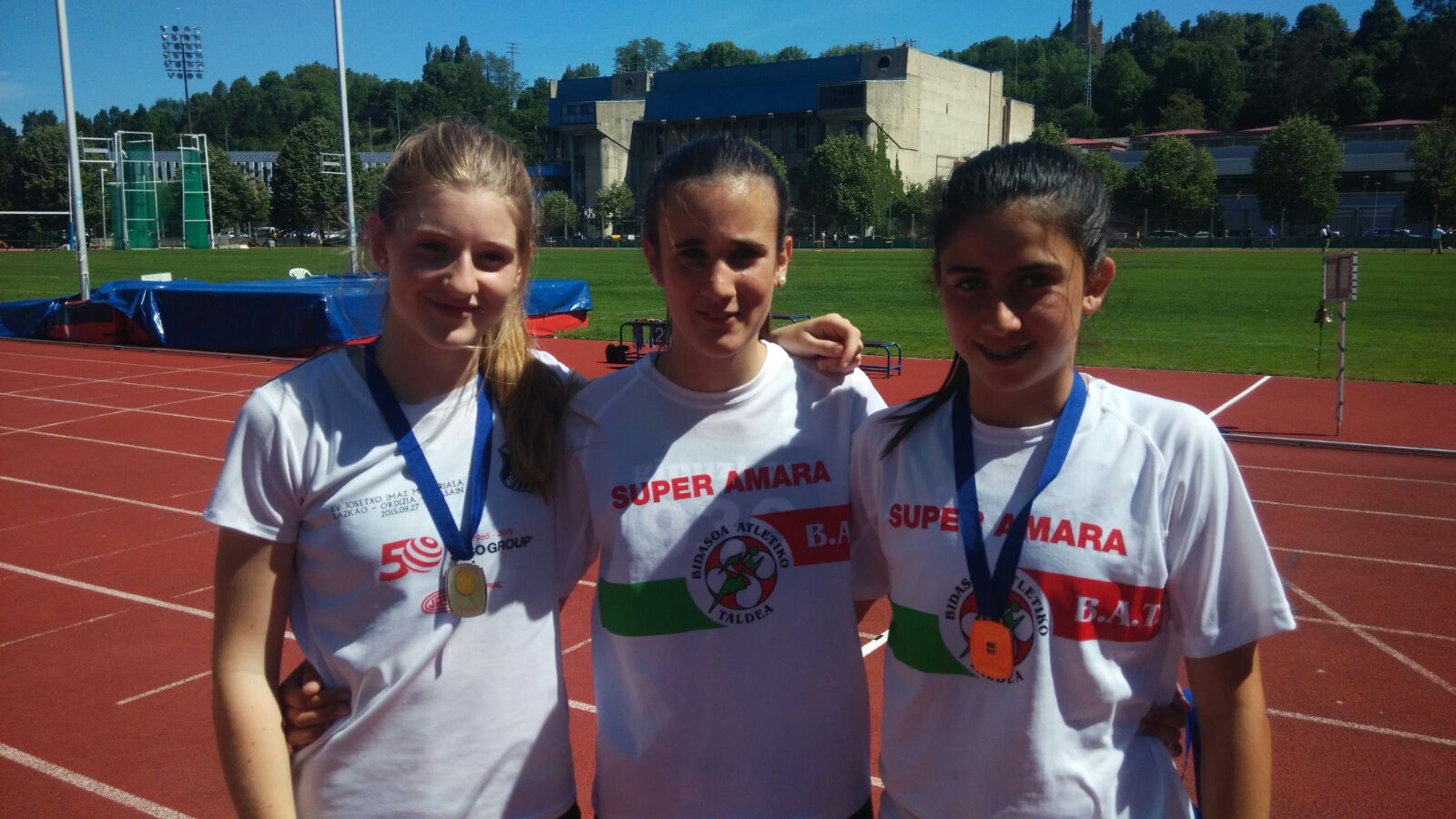 Irune Muguruza 1º 300v e Inge Salazar 3º 300v