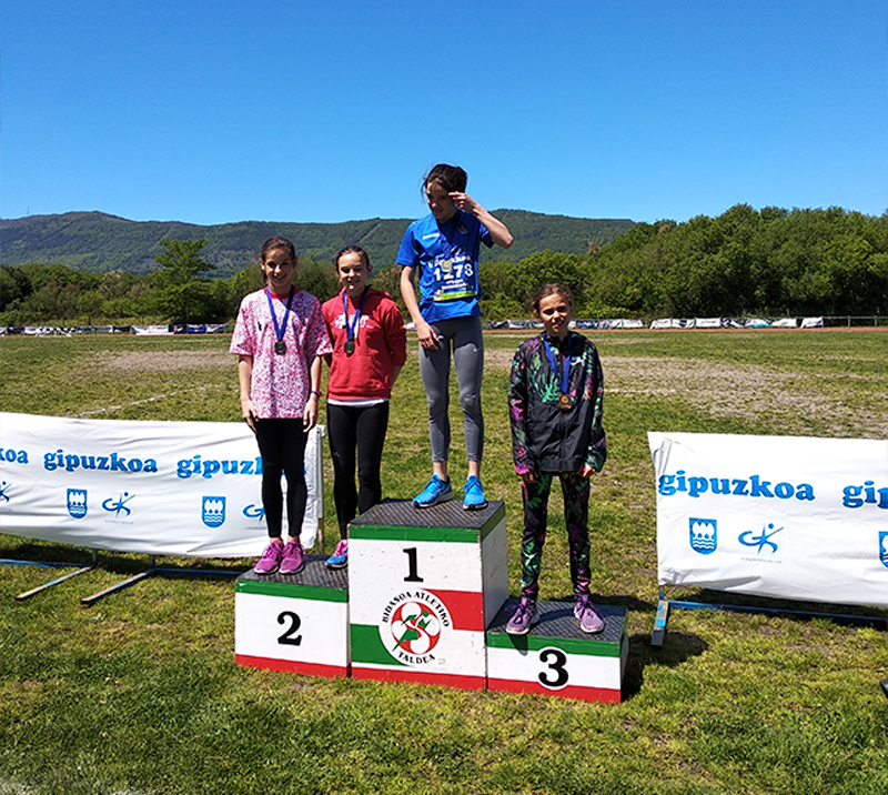 equipo alevin gip podium